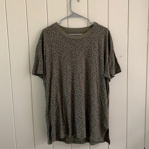 AE: Short sleeved oversized top